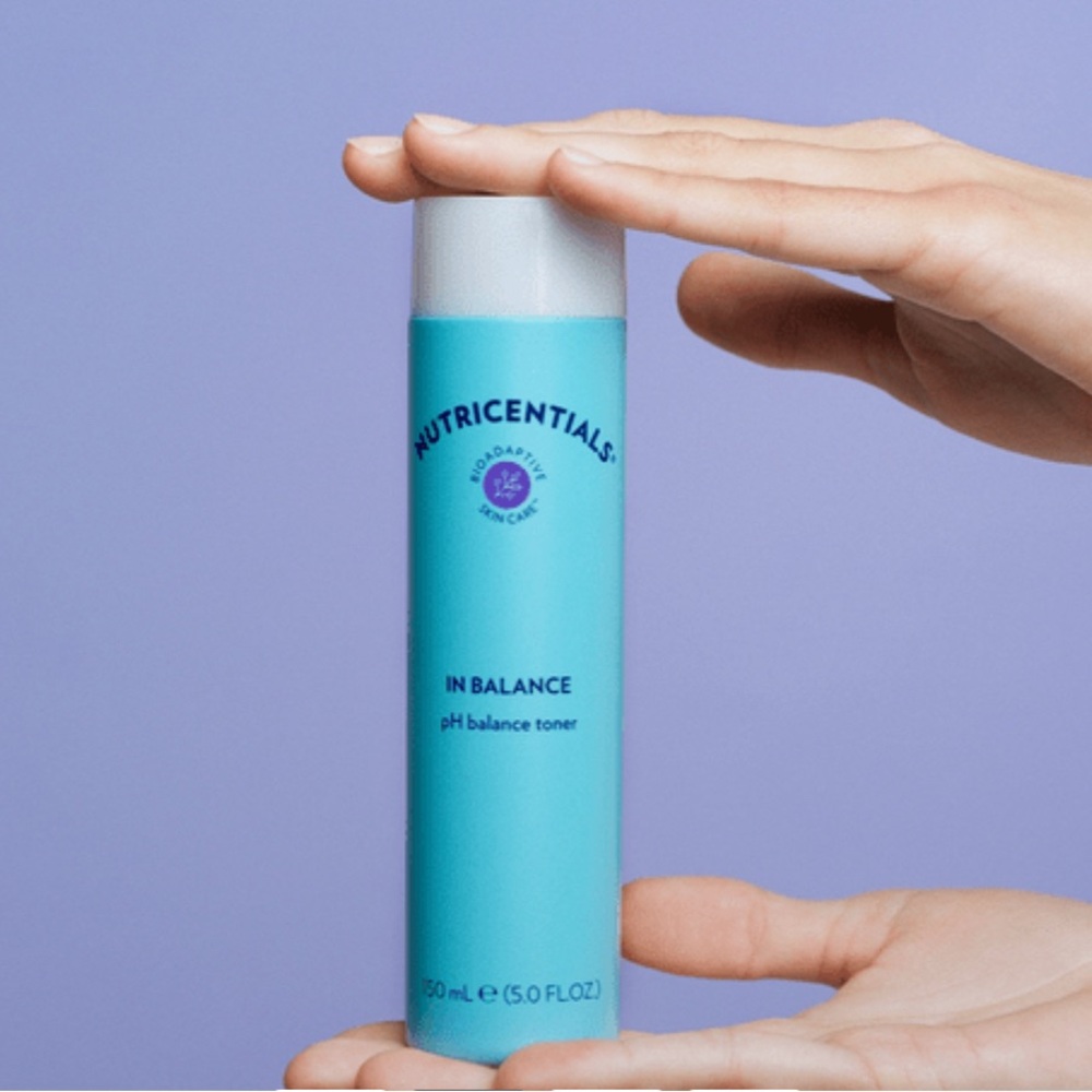 Nutricentials In Balance pH Toner - Aqua Blue
